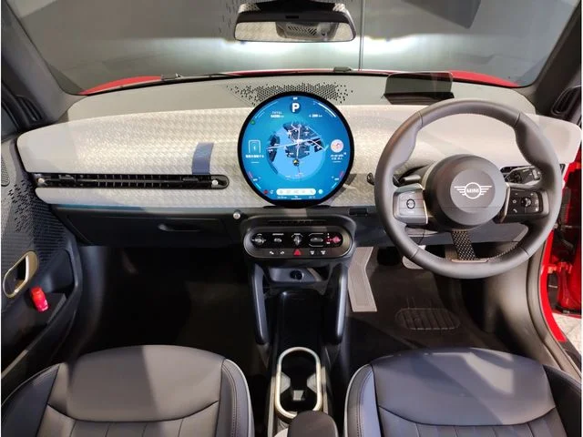 Bmw MINI COOPER SE photo 2