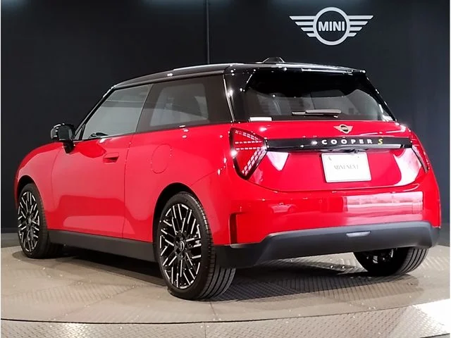 Bmw MINI COOPER SE photo 3
