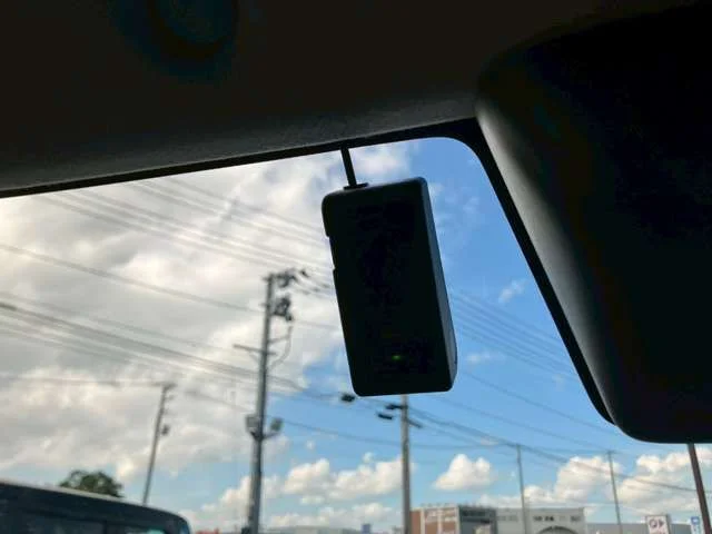 Toyota ROOMY 4WD カスタムG photo 4
