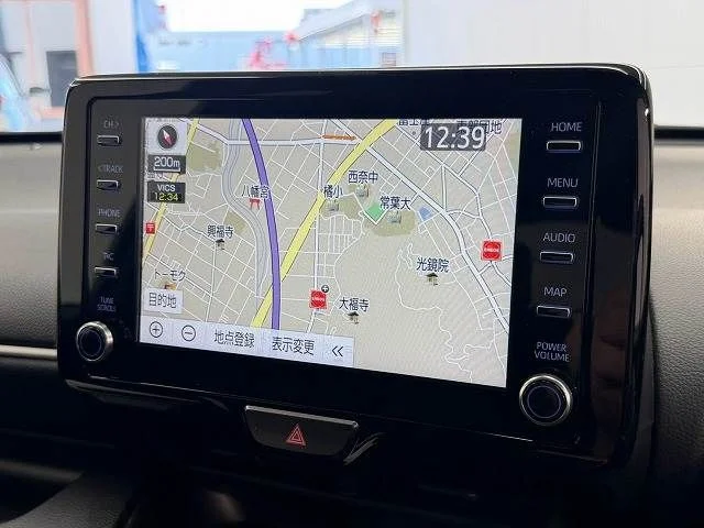 Toyota YARIS HYBRID Z photo 3