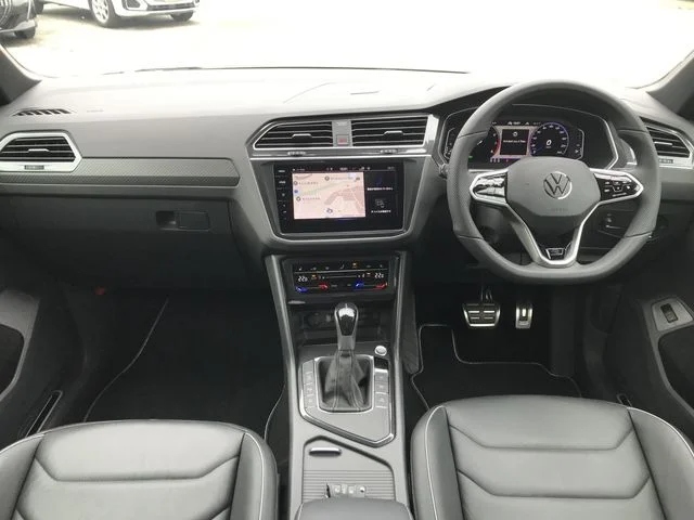 Volkswagen VOLKSWAGEN TIGUAN TSI　Rライン photo 2