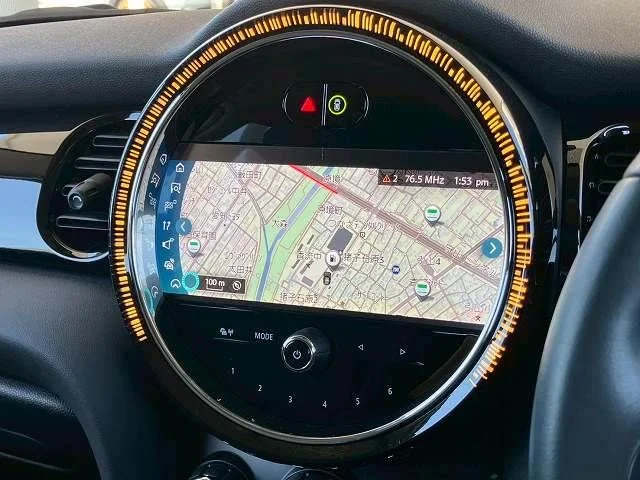 Bmw MINI COOPER SD 5DOOR プレミアムプラスライン photo 4