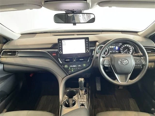 Toyota CAMRY HYBRID X photo 3