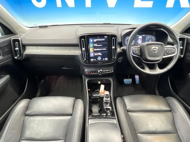 Volvo VOLVO XC40 B4　AWD　インスクリプション photo 2