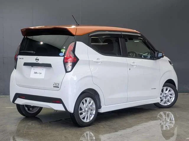 Nissan DAYZ ハイウェイスターX　プロパイロットEd photo 2