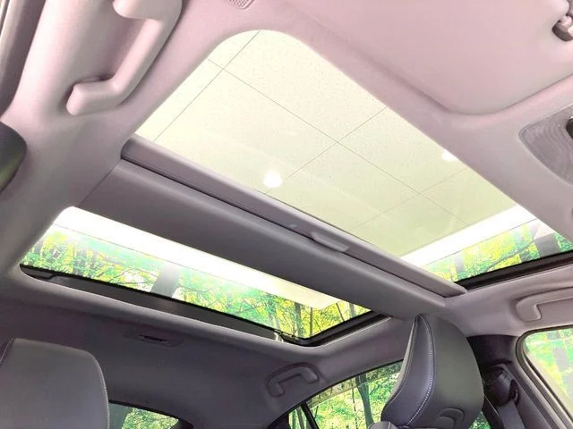 Toyota PRIUS Z photo 3
