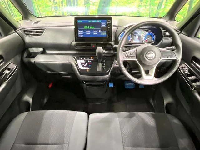 Nissan ROOX ハイウェイスターX photo 2