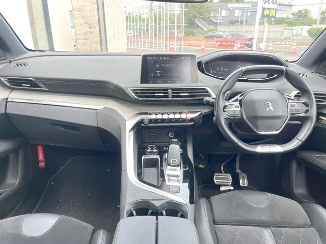 Peugeot PEUGEOT 5008 GT　ブルーHDi photo 2