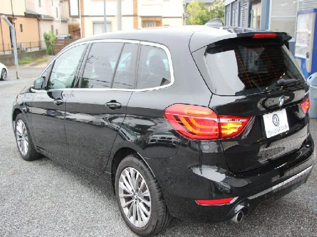 Bmw BMW 2series Gran Tourer 218d　ラグジュアリ　コンフォトパッケ photo 4