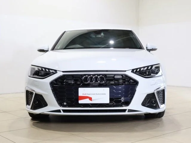 Audi AUDI A4 40　TDI　クワトロ　Sライン photo 2