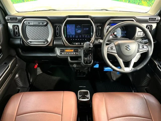 Suzuki HUSTLER Jスタイル2 photo 2