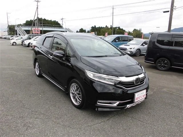 Honda SHUTTLE HYBRID Z　ホンダセンシング photo 2