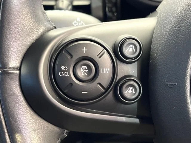 Bmw MINI COOPER SD 5DOOR ベースグレード photo 4