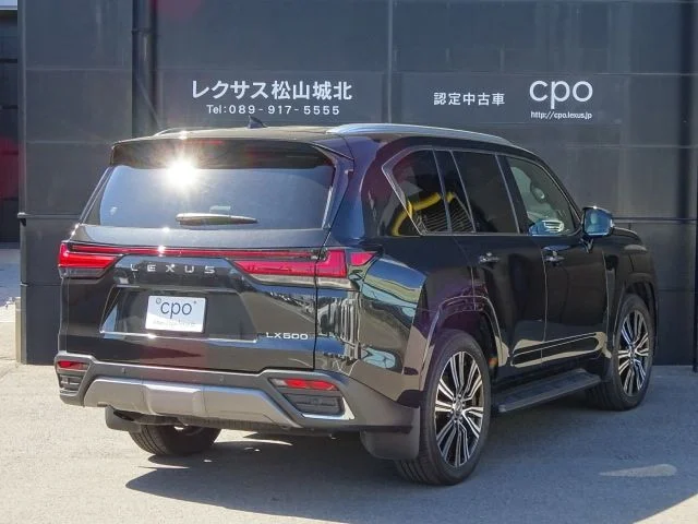 Toyota LEXUS LX600 ベースグレード photo 4