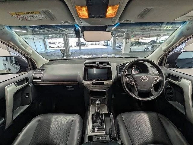 Toyota LANDCRUISER PRADO TX　Lパッケージ photo 2