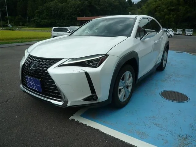 Toyota LEXUS UX250h 250hバージョンC photo 4