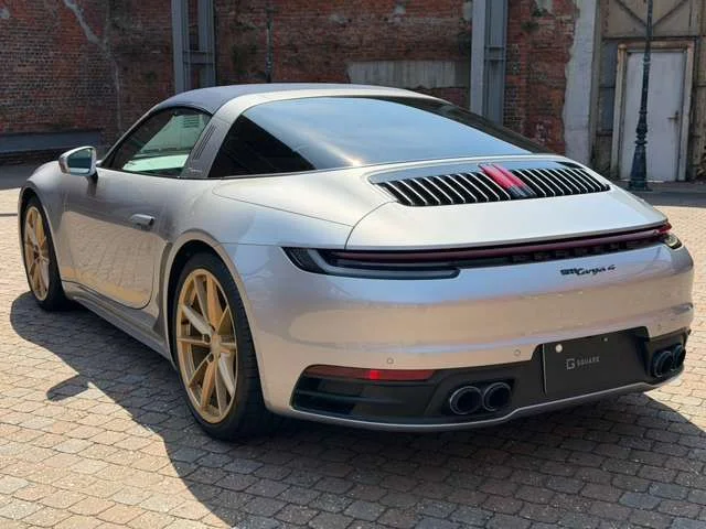 Porsche PORSCHE 911 タルガ4 photo 3