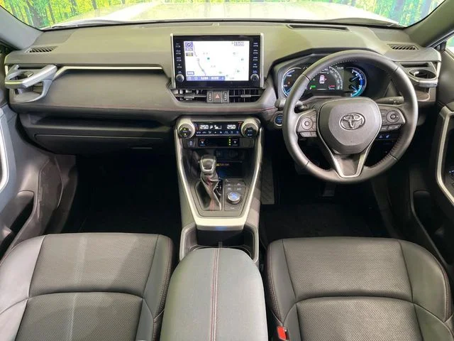 Toyota RAV4 PHV ブラックトーン photo 2