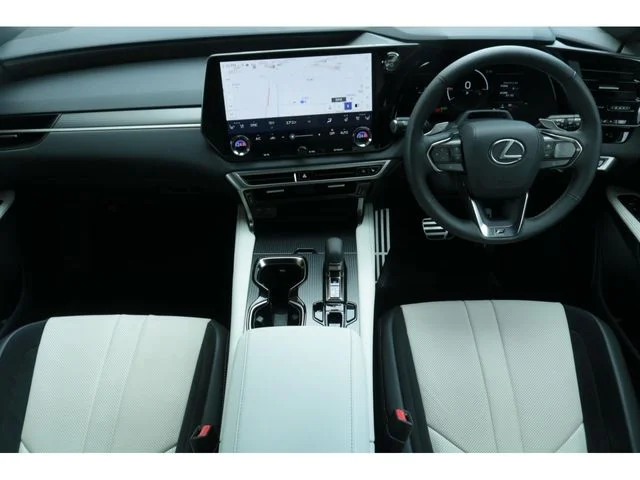 Toyota LEXUS RX500h Fスポーツ　パフォーマンス photo 3