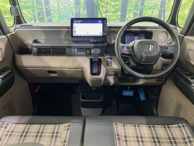 Honda N BOX JOY ターボ　2トーン photo 2