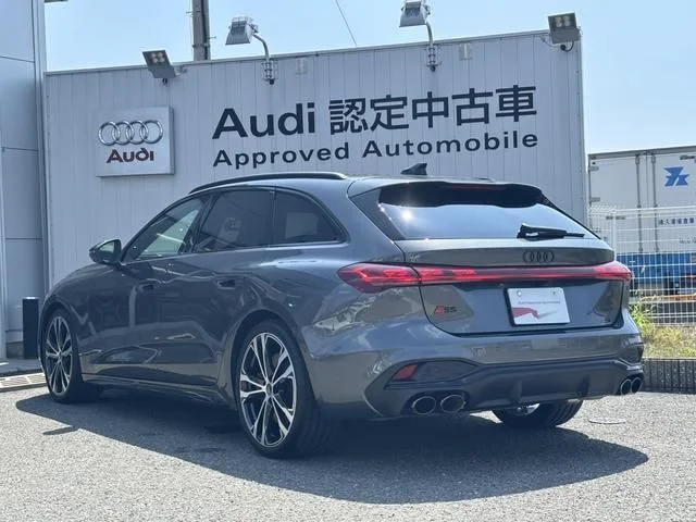 Audi AUDI S5 AVANT ベースグレード photo 3