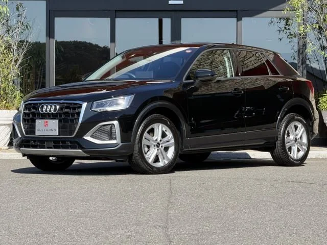 Audi AUDI Q2 35　TFSI　アドバンスド 2025