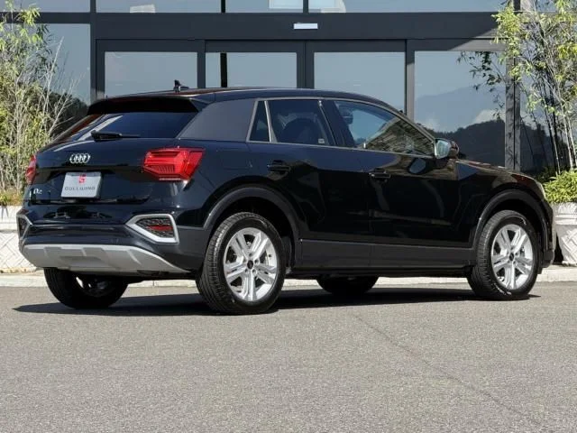 Audi AUDI Q2 35　TFSI　アドバンスド photo 3
