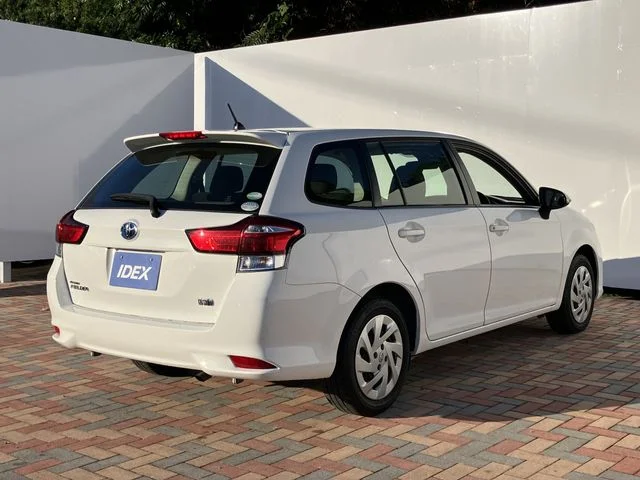 Toyota COROLLA FIELDER HYBRID EX photo 3