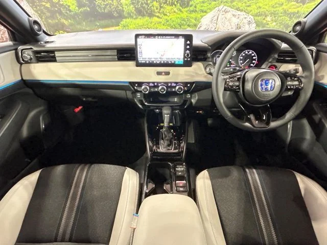 Honda VEZEL e:HEV Z　プレイパッケージ photo 2
