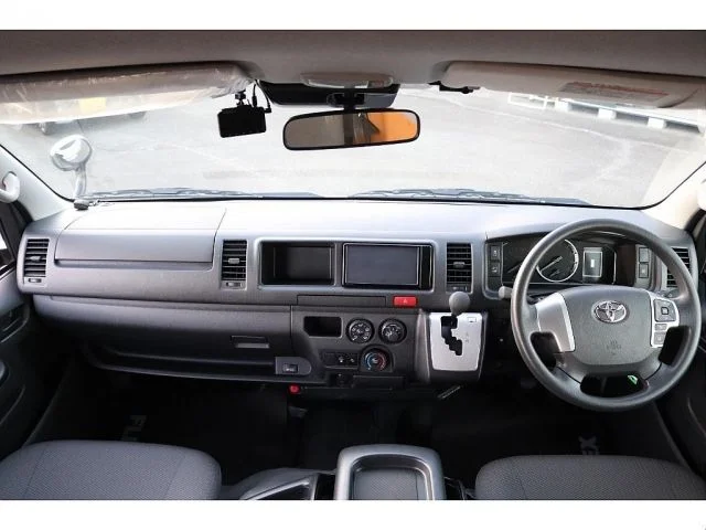 Toyota HIACE van 2WD ワイドDX　GLパッケスーパーロングHR photo 3