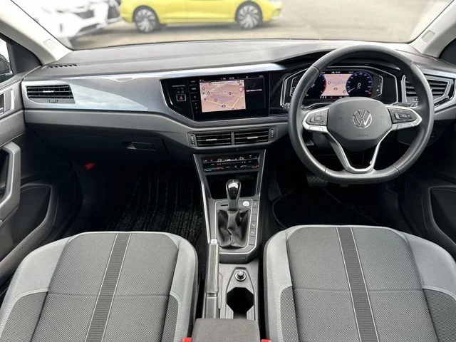 Volkswagen VOLKSWAGEN POLO TSI　スタイル photo 2