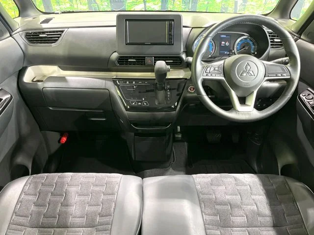 Mitsubishi DELICA MINI G photo 2
