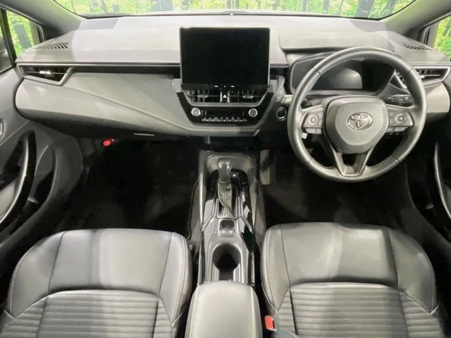 Toyota COROLLA TOURING HYBRID W×B photo 2