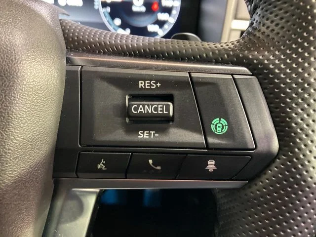 Mitsubishi OUTLANDER PHEV ブラックエディション photo 4