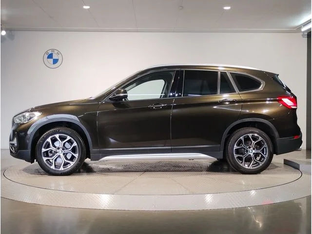 Bmw BMW X1 xDrive18d　xライン photo 3