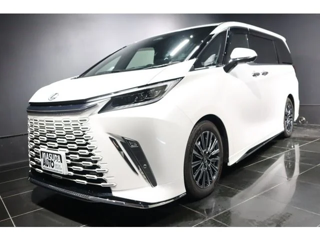 Toyota ﾚｸｻｽ LM500h エグゼクティブ 2024