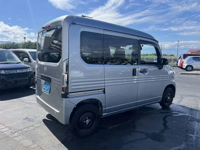 Honda N-VAN e: L4 photo 4