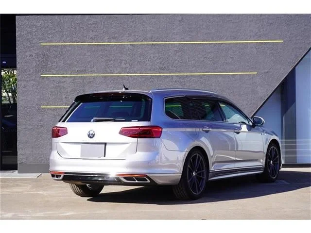 Volkswagen VOLKSWAGEN PASSAT VARIANT TDI　Rライン photo 3