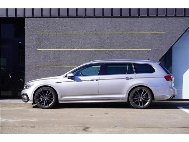 Volkswagen VOLKSWAGEN PASSAT VARIANT TDI　Rライン photo 4