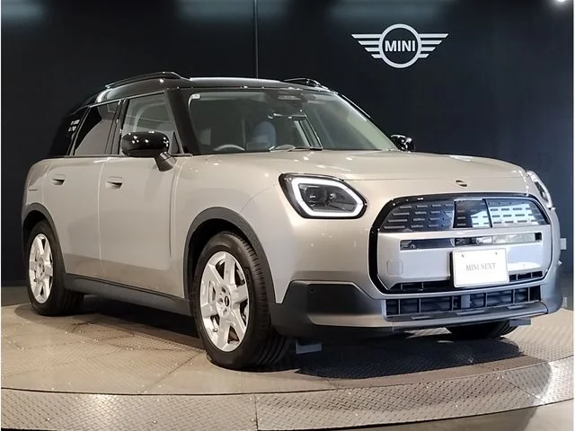 Bmw MINI COUNTRYMAN E photo 3