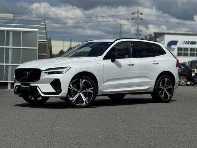 Volvo VOLVO XC60 ウルトラ　T6　AWD　PHEV 2025
