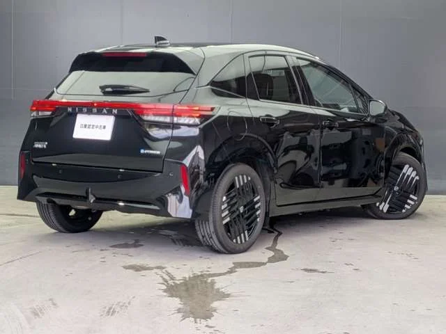 Nissan AURA G　レザーエディション photo 2