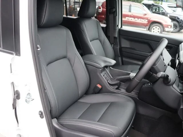 Toyota LANDCRUISER FJ 2．7VX photo 3