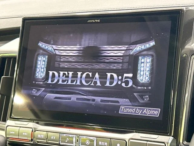 Mitsubishi DELICA D:5 4WD P photo 3