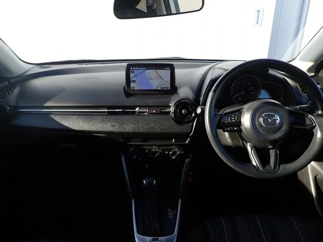 Mazda MAZDA2 15C photo 2