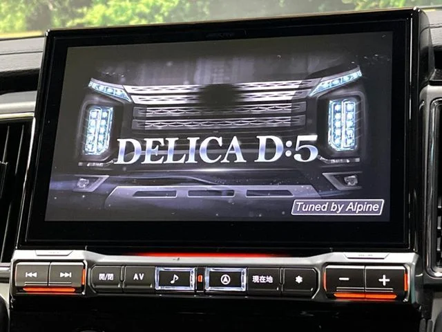 Mitsubishi DELICA D:5 4WD ブラックエディション photo 4