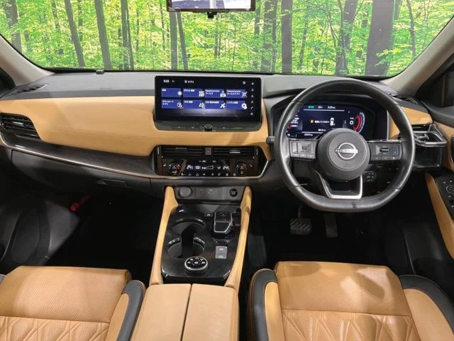 Nissan X-TRAIL HYBRID 4WD G　e−4ORCE photo 2