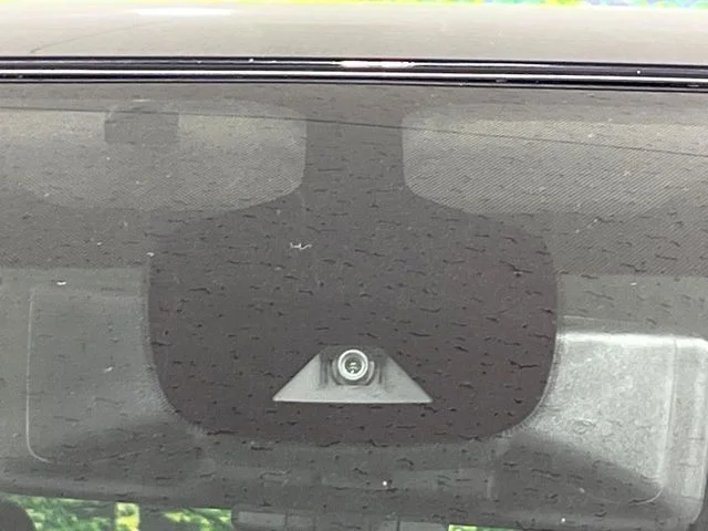 Nissan SERENA S-HYBRID 4WD ハイウェイスター　V photo 3