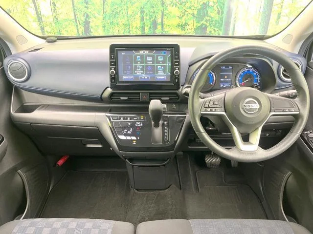 Nissan DAYZ ハイウェイスターX photo 2