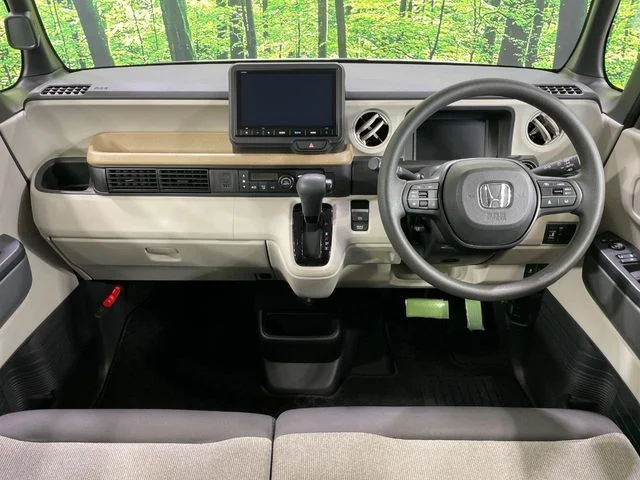 Honda N BOX ベースグレード photo 2
